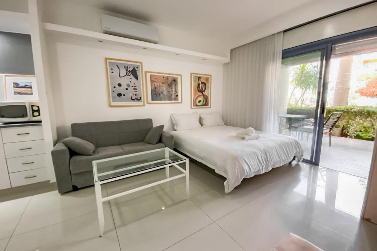 Royal Park Eilat Apartments Exterior photo