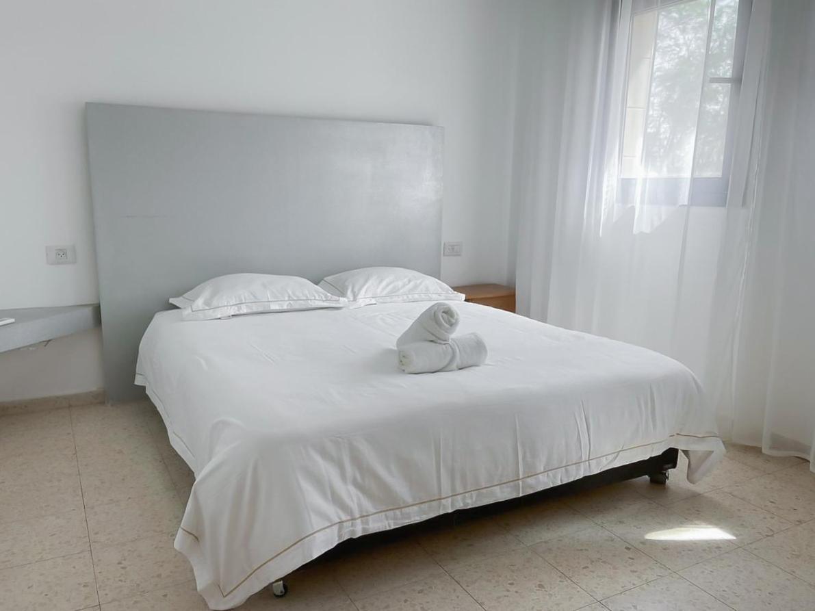 Royal Park Eilat Apartments Exterior photo