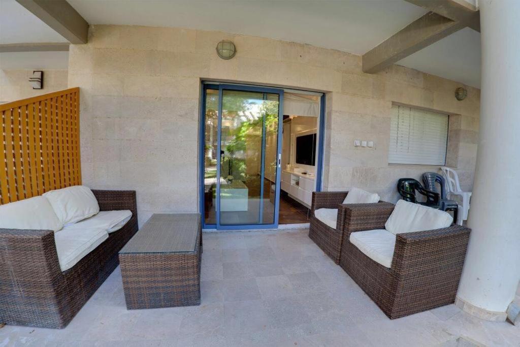 Royal Park Eilat Apartments Exterior photo