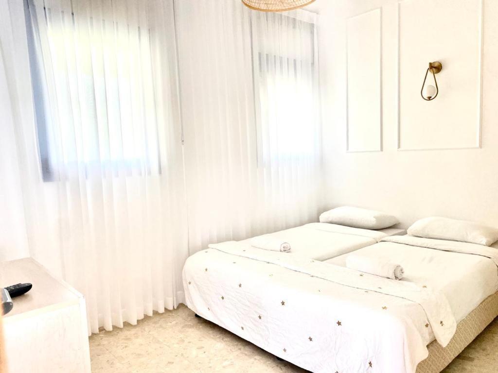 Royal Park Eilat Apartments Exterior photo