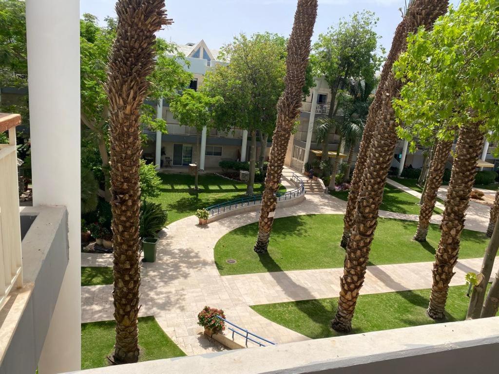 Royal Park Eilat Apartments Exterior photo
