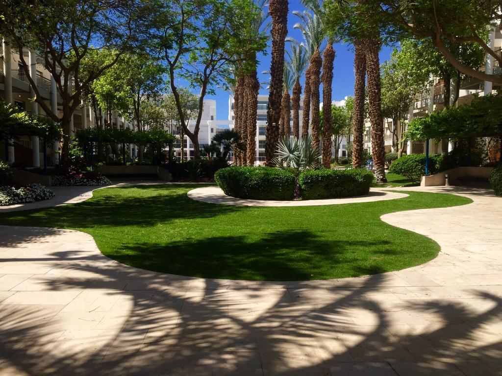 Royal Park Eilat Apartments Exterior photo