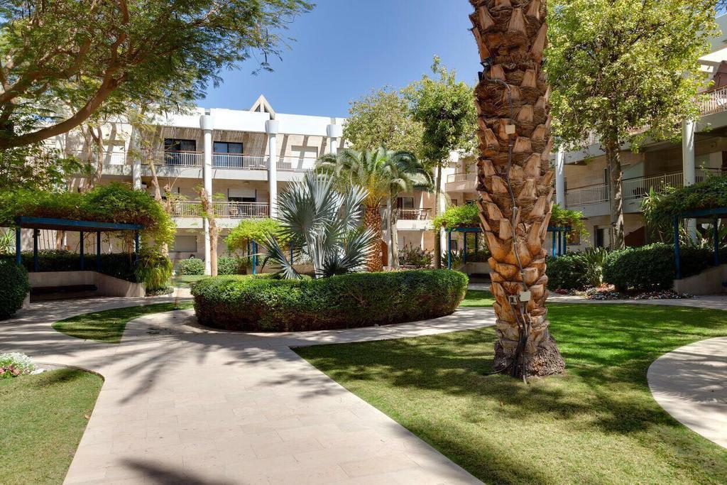 Royal Park Eilat Apartments Exterior photo